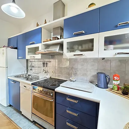 Avlija Garden Gem Apartment
